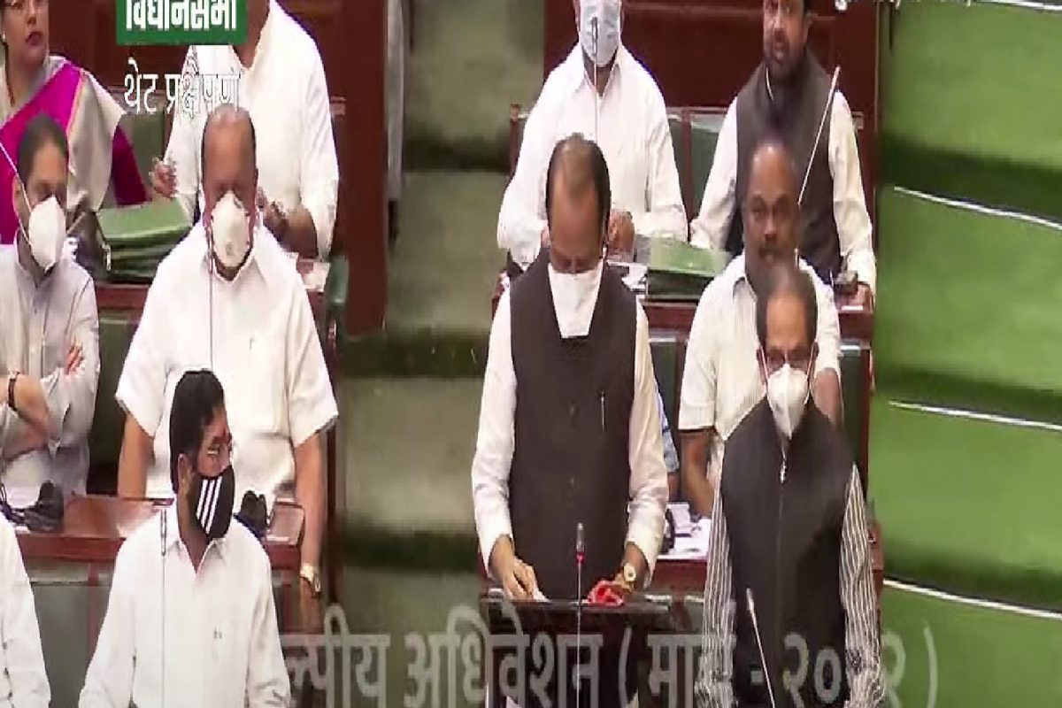 Maharashtra Budget 2022: राज्याचा अर्थसंकल्प सादर, पाहा कृषी क्षेत्र अन् शेतकऱ्यांसाठी अजित पवारांनी काय केल्या घोषणा