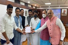 पुणे विमानतळच्या मुद्द्यावर राजकारण तापलं, विस्तारीकरणावरुन भाजपतली गटबाजी उघड पुणे विमानतळच्या मुद्द्यावर राजकारण तापलं, विस्तारीकरणावरुन भाजपतली गटबाजी उघड