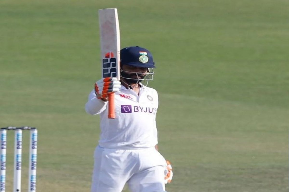 IND vs SL: जडेजाची मोहालीमध्ये तलवारबाजी, श्रीलंकेविरूद्ध झळकावली दमदार सेंच्युरी! VIDEO