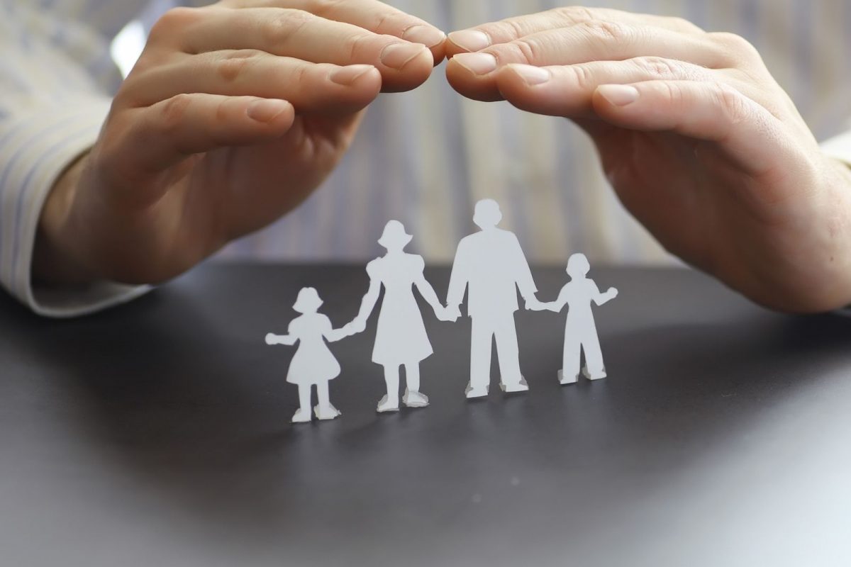 विमा पॉलिसी घ्यायचीये? 1 नोव्हेंबरपासून या नियमांत होणार बदल