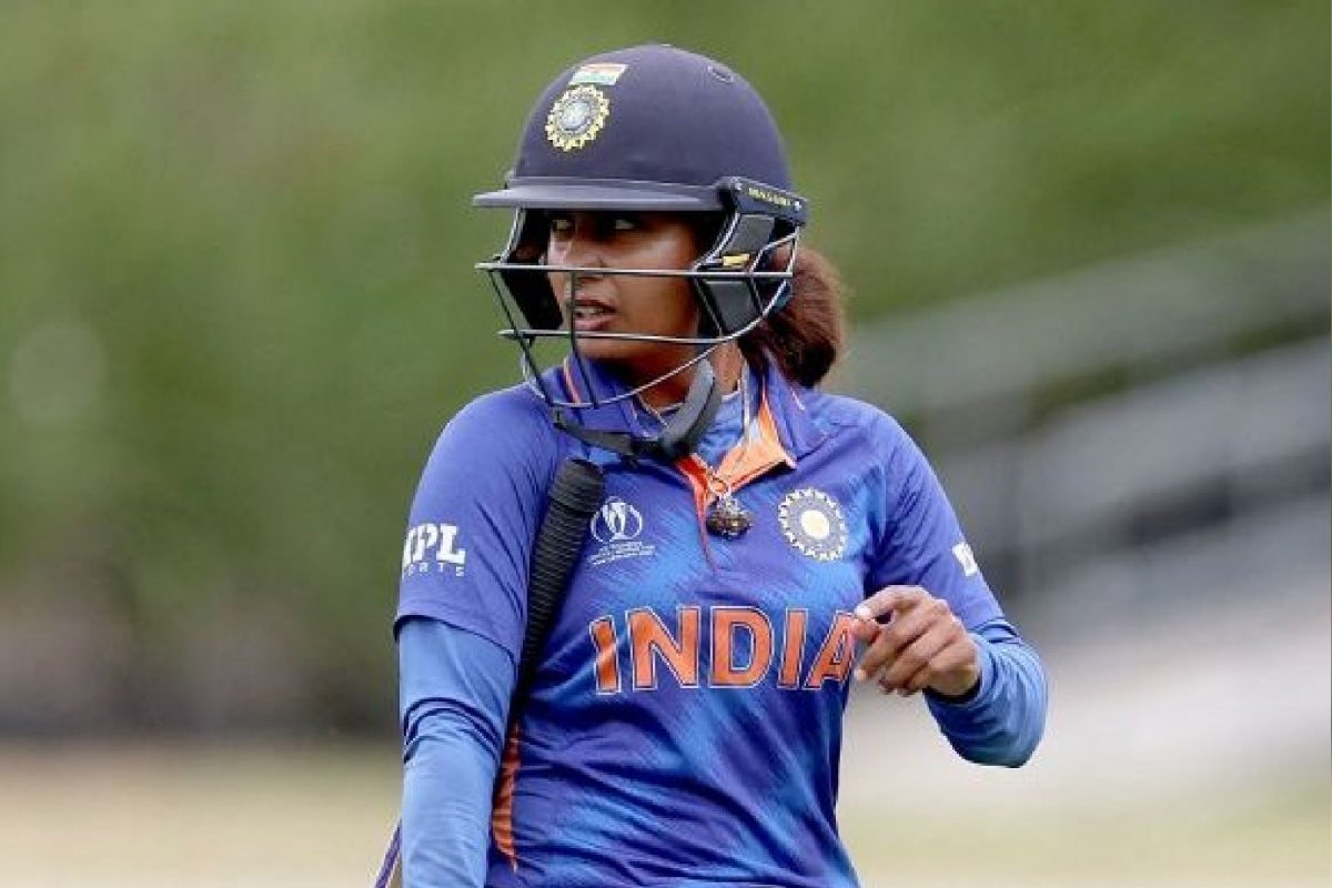 Women's World Cup, IND vs ENG : कॅप्टन मिताली पुन्हा फ्लॉप, टीम इंडियाला 3 झटपट धक्के