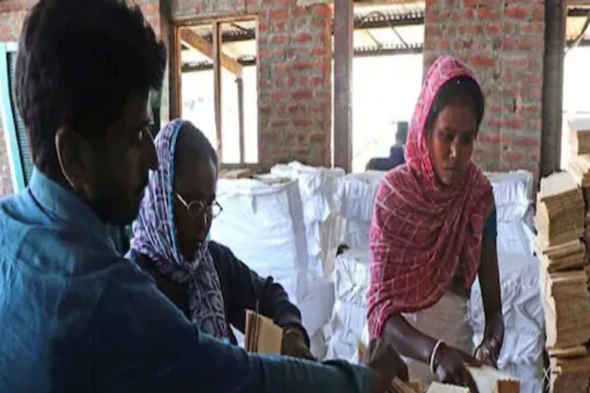 Pencil Village | काश्मीरच्या 'त्या' गावाला 'पेन्सिल व्हिलेज' का म्हणतात? वाचा नावामागची रंजक कहाणी