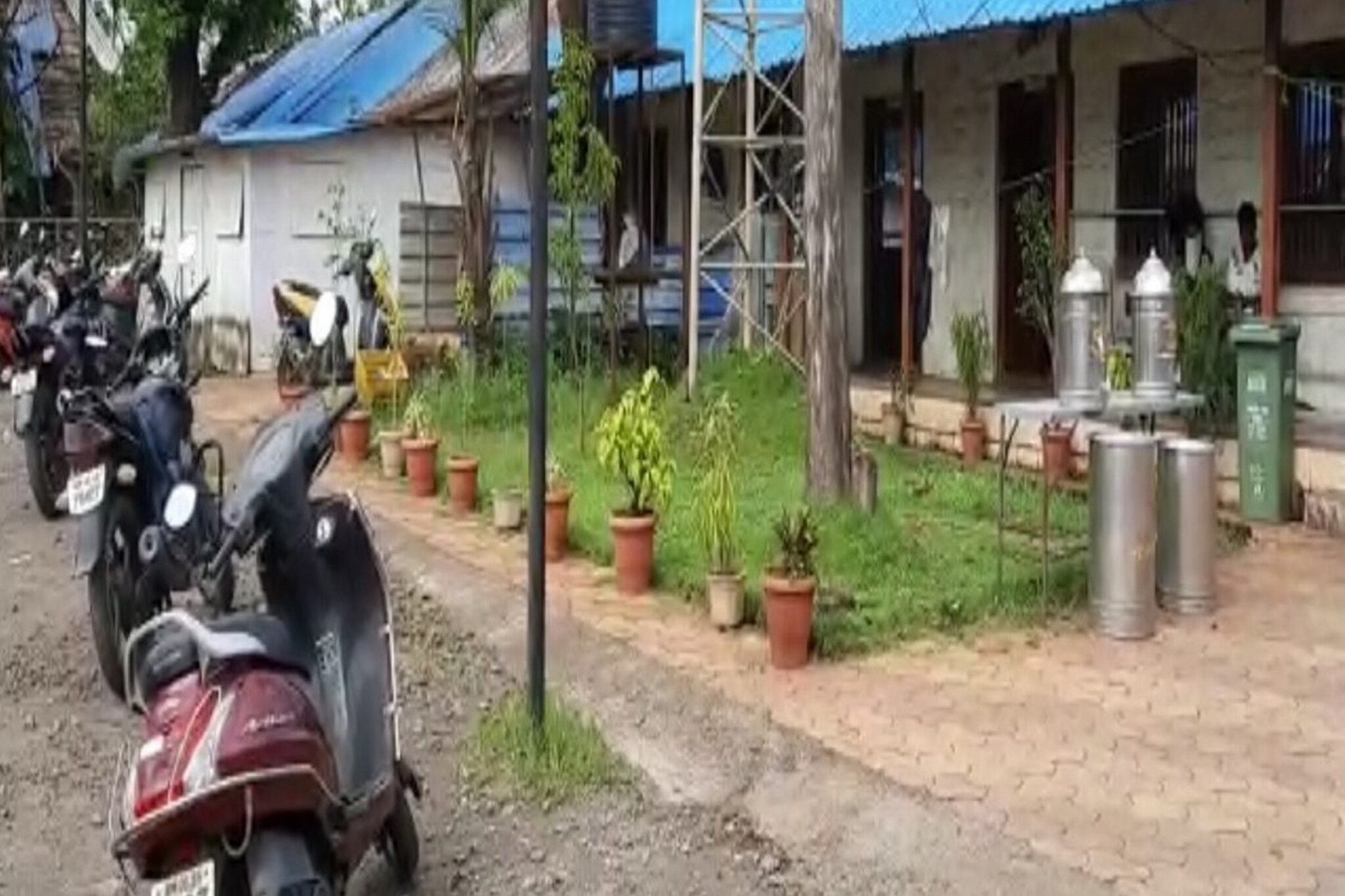 बागेत खेळायला गेलेल्या चिमुकलीवर बलात्कार, घटनेने महाराष्ट्र हादरला