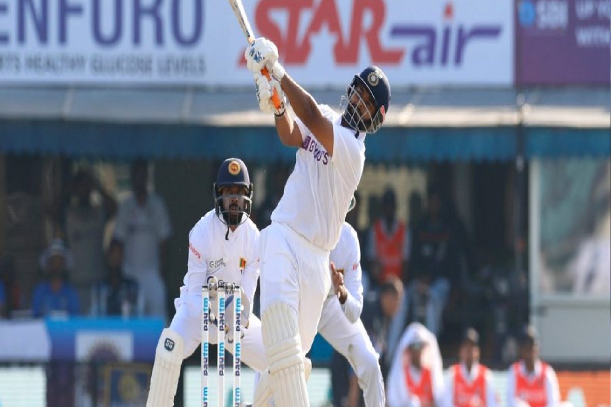 IND vs SL : ऋषभ पंतची जोरदार फटकेबाजी.... पण, अखेरच्या क्षणी ठरला दुर्दैवी!