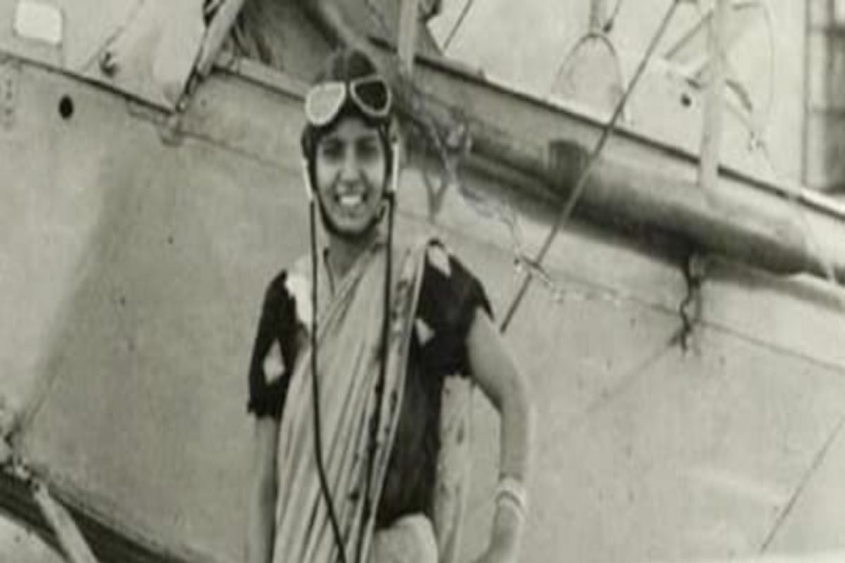 चेंजमेकर महिला: वयाच्या 16 व्या वर्षी लग्न, मग 21 व्या वर्षी देशातील पहिली महिला पायलटचा परवाना