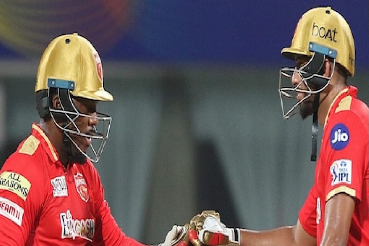 IPL 2022 : एकाच ओव्हरमधील 2 चुका पडल्या महाग, 5 बॉलमध्ये निसटला RCB चा विजय