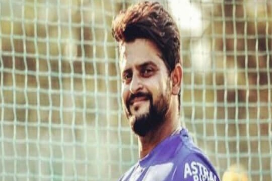 IPL 2022 : सुरेश रैनाची गुजरात टायटन्समध्ये एन्ट्री! जाणून घ्या Viral Photo मागील सत्य