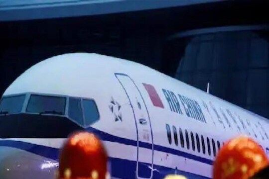 BREAKING : चीनमध्ये 133 प्रवाशांना घेऊन जाणारं विमान क्रॅश