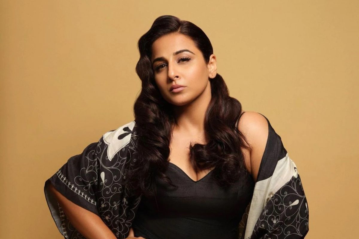 Hot Photoshoot का करत नाही? चाहत्याच्या प्रश्नावर विद्या बालनचा जबरदस्त रिप्लाय