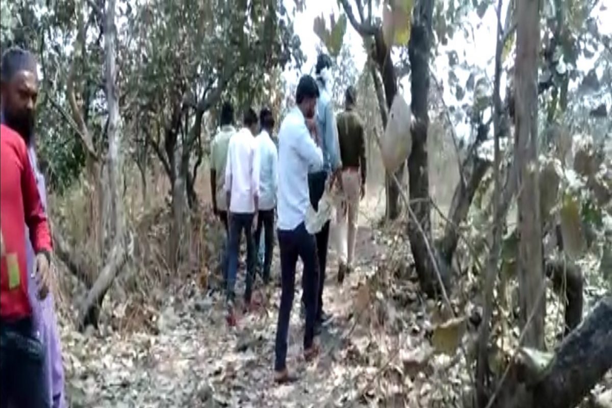 यवतमाळ हादरलं! एकतर्फी प्रेमातून तरुणीची निर्घृण हत्या, आधी दगडाने ठेचलं मग चाकूने केले सपासप वार