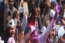 राजकारणाच्या मैदानातही 'कोहली-कॅप्टन'मध्ये सामना, पाहा कोणी मारली बाजी राजकारणाच्या मैदानातही 'कोहली-कॅप्टन'मध्ये सामना, पाहा कोणी मारली बाजी