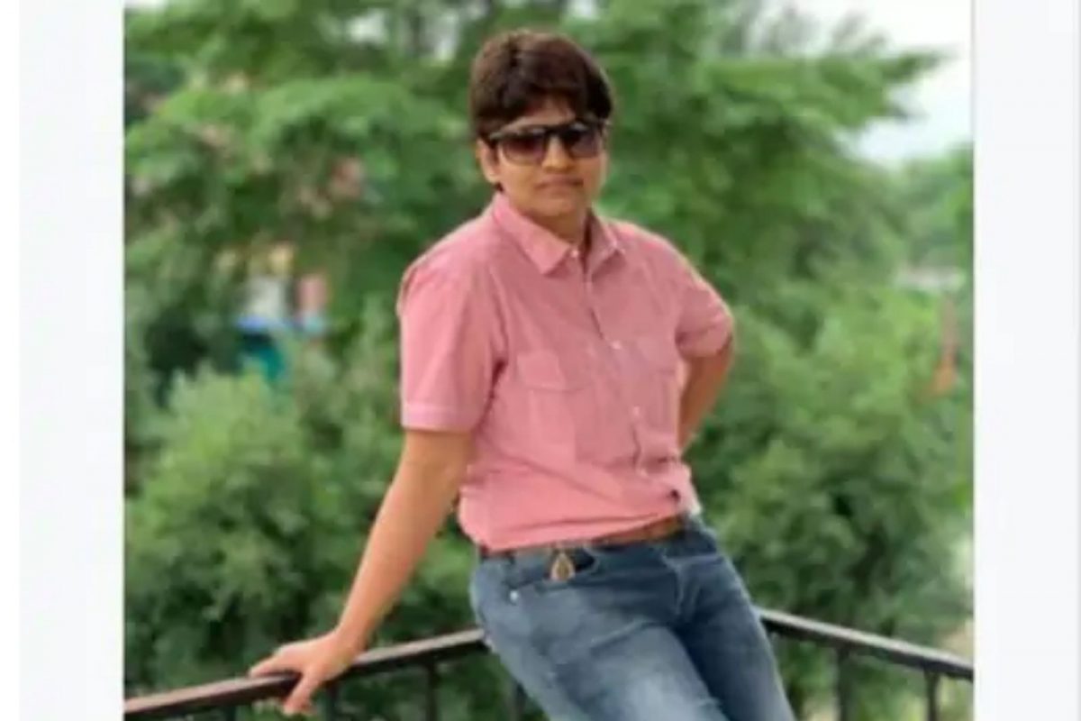 दुटप्पी आयुष्यामुळे श्वास गुदमरायचा; 47 व्या वर्षी अल्का झाली अस्तित्व, भावुक करेल ही कहाणी