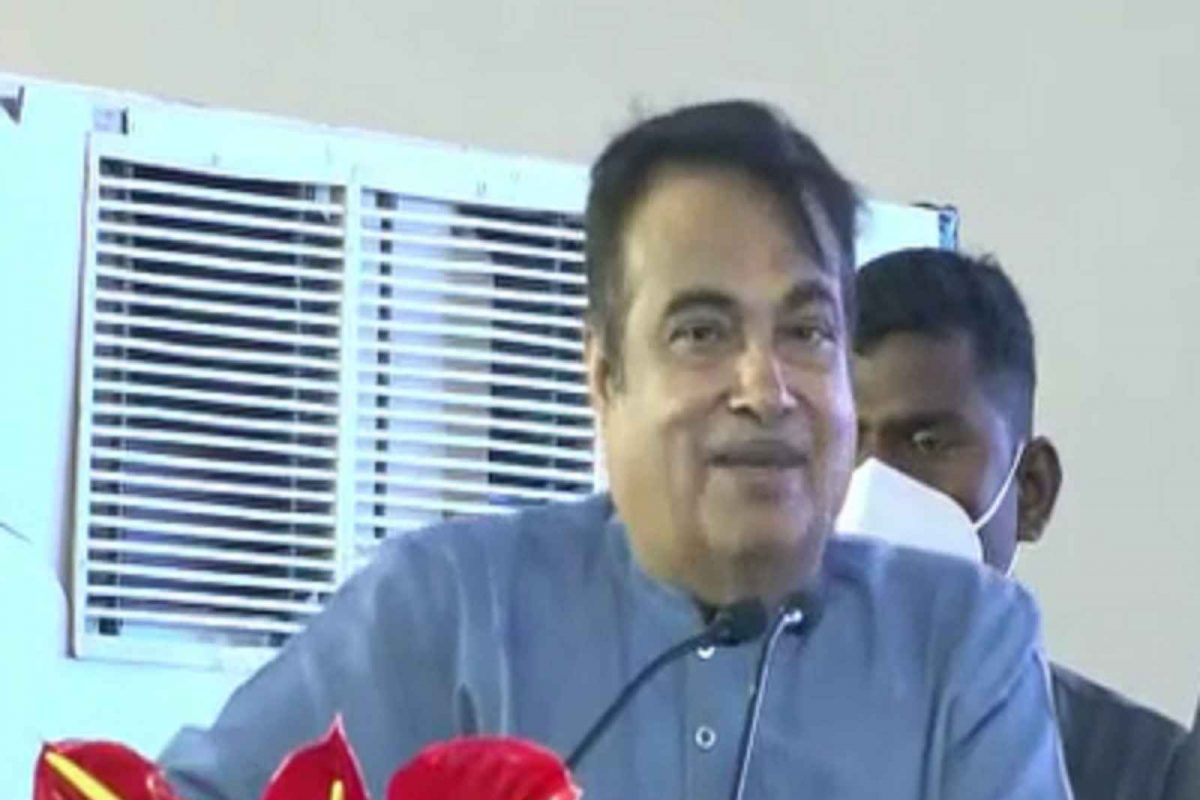 इलेक्ट्रिक वाहनांचा प्रवास होणार सुस्साट! मुंबई-दिल्ली 'Electric Highway'ची योजना, नितीन गडकरींची माहिती