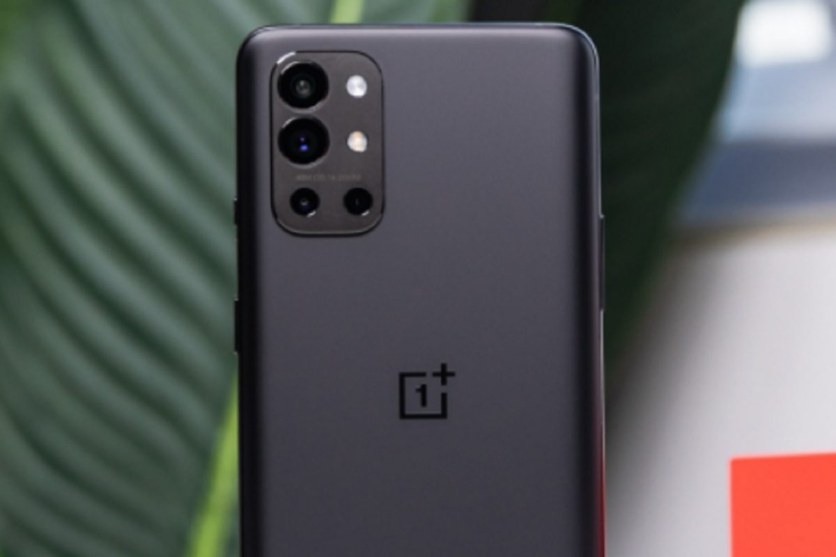 स्वस्तात खरेदी करता येईल 50 MP कॅमेरा असणारा 5G Smartphone, OnePlus 9RT वर जबरदस्त डिस्काउंट