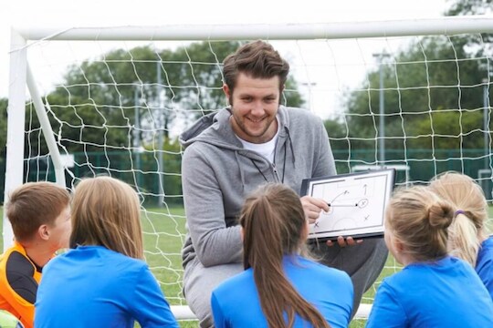 Career Tips:  Physical Education मध्येही आहेत करिअरच्या उत्तम संधी; कोणते कोर्सेस आहेत उपयोगी? वाचा