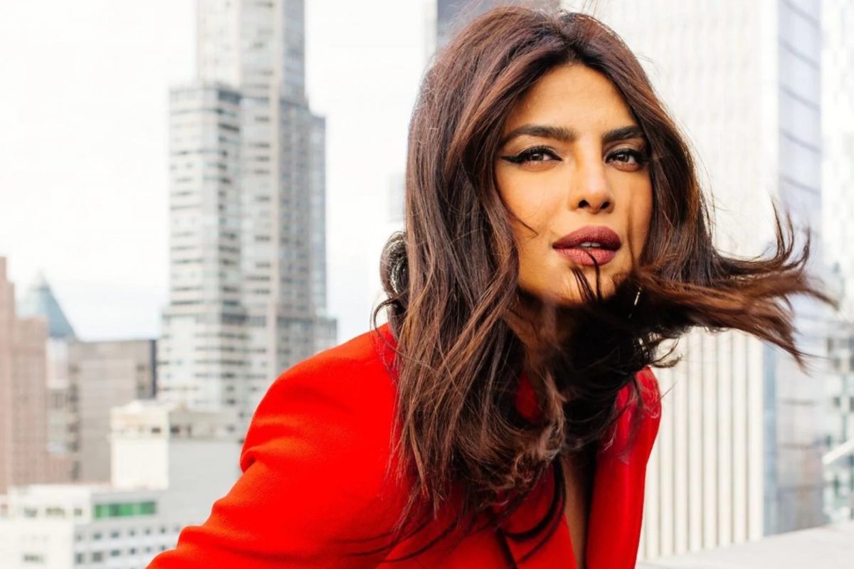 लेकीसोबत पोज देताना दिसली प्रियांका चोप्रा; मालतीसोबत घेतेय निसर्गाचा आनंद