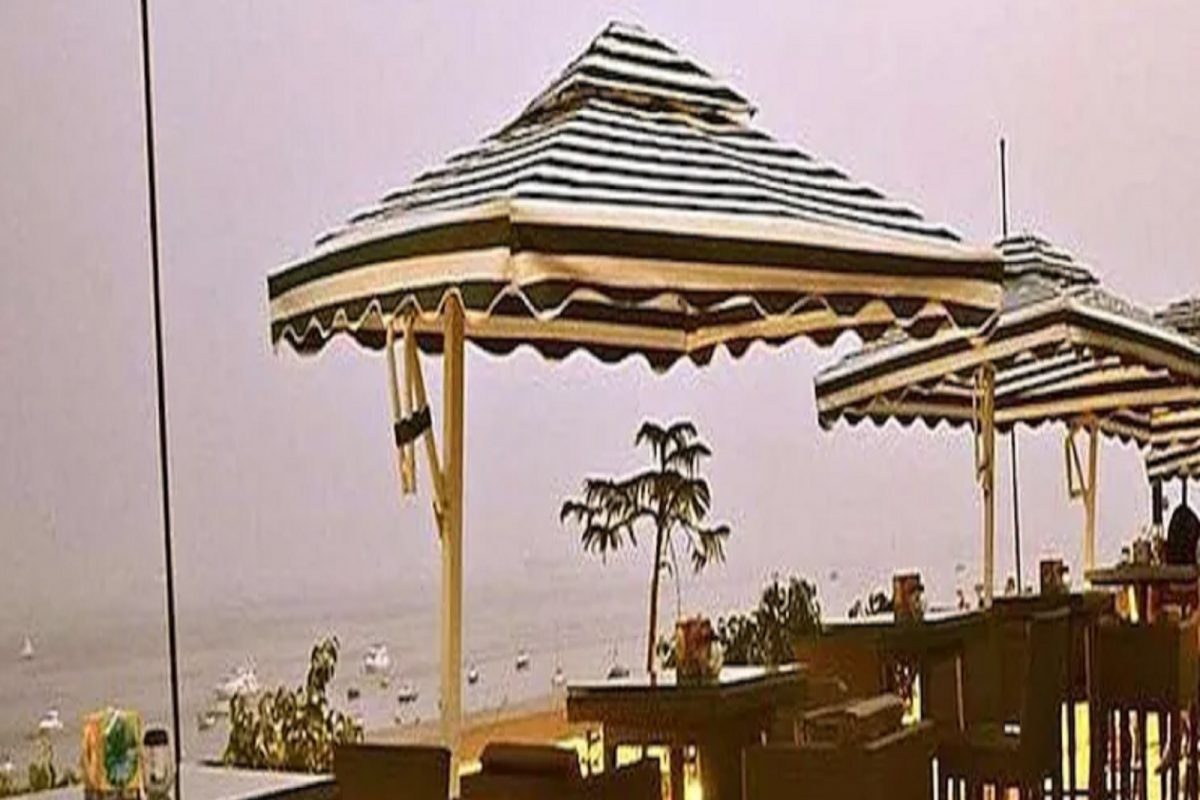 Sea View Restaurant:लाटांचा आवाज... थंड वारा अन् जेवणाचा बेत, मुंबईतील या रेस्टॉरंटमध्ये खास होईल तुमची डिनर डेट