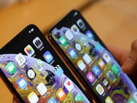 तुम्हाला जर या किमतीत iPhone SE आवडला नसेल, तर याच किमतीत तुमच्यासाठी परवडणारे फोनचे काही ऑप्शन आहेत. याच किमतीत अशाच फीचर्ससह चांगल्या डिझाईनमध्ये उपलब्ध असलेले पाच फोन कोणते आहेत?