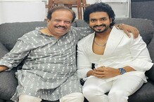 विजय गोखलेंच्या भेटीने उत्कर्ष शिंदे गेला भारावून, फोटो पोस्ट करत म्हणाला.. विजय गोखलेंच्या भेटीने उत्कर्ष शिंदे गेला भारावून, फोटो पोस्ट करत म्हणाला..