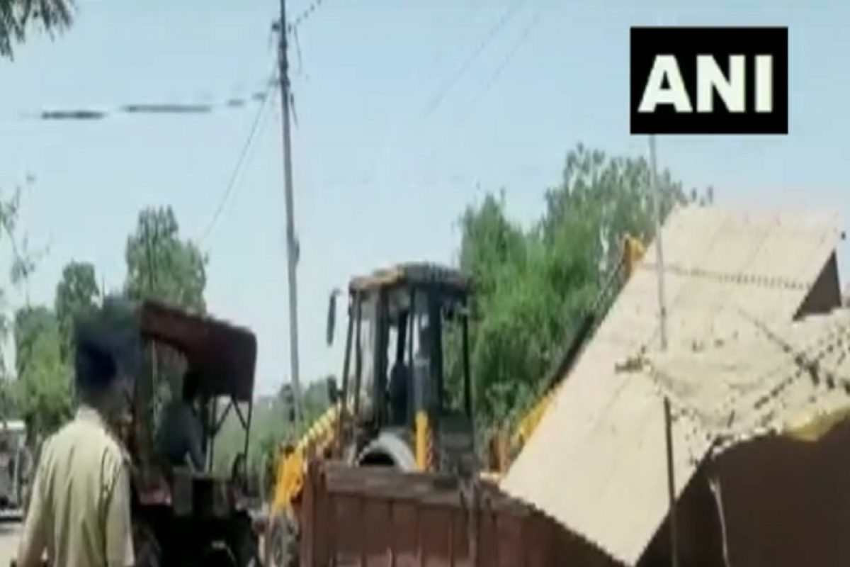 गुजरातमध्येही बुलडोजर कारवाई; रामनवमी हिंसाचार प्रकरणातील आरोपींची मालमत्ता अशी केली उद्ध्वस्त
