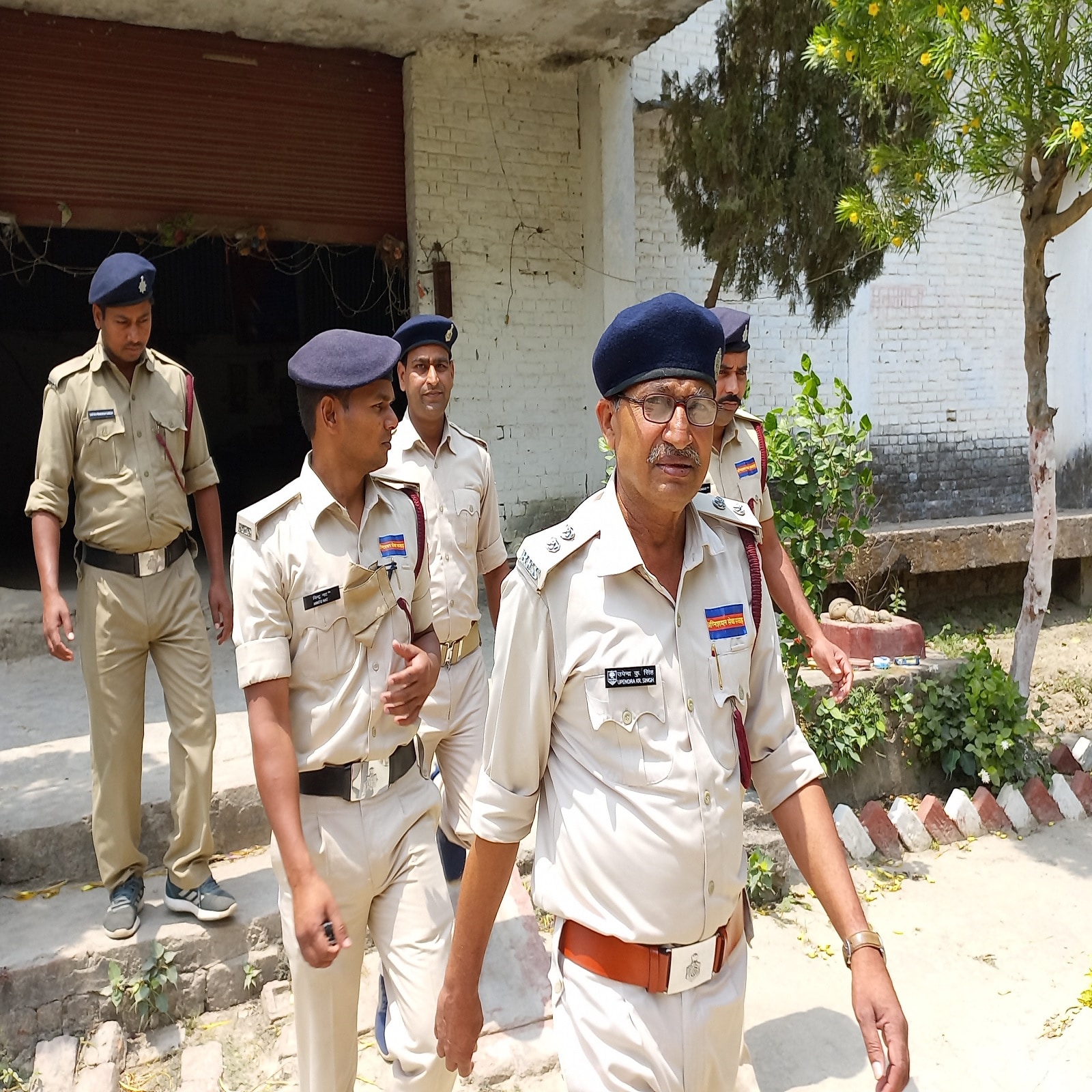 अग्निशमन विभागाचे अधिकारी उपेंद्र कुमार सिंह यांनी बनावट कॉलची माहिती दिली. (न्यूज 18)
