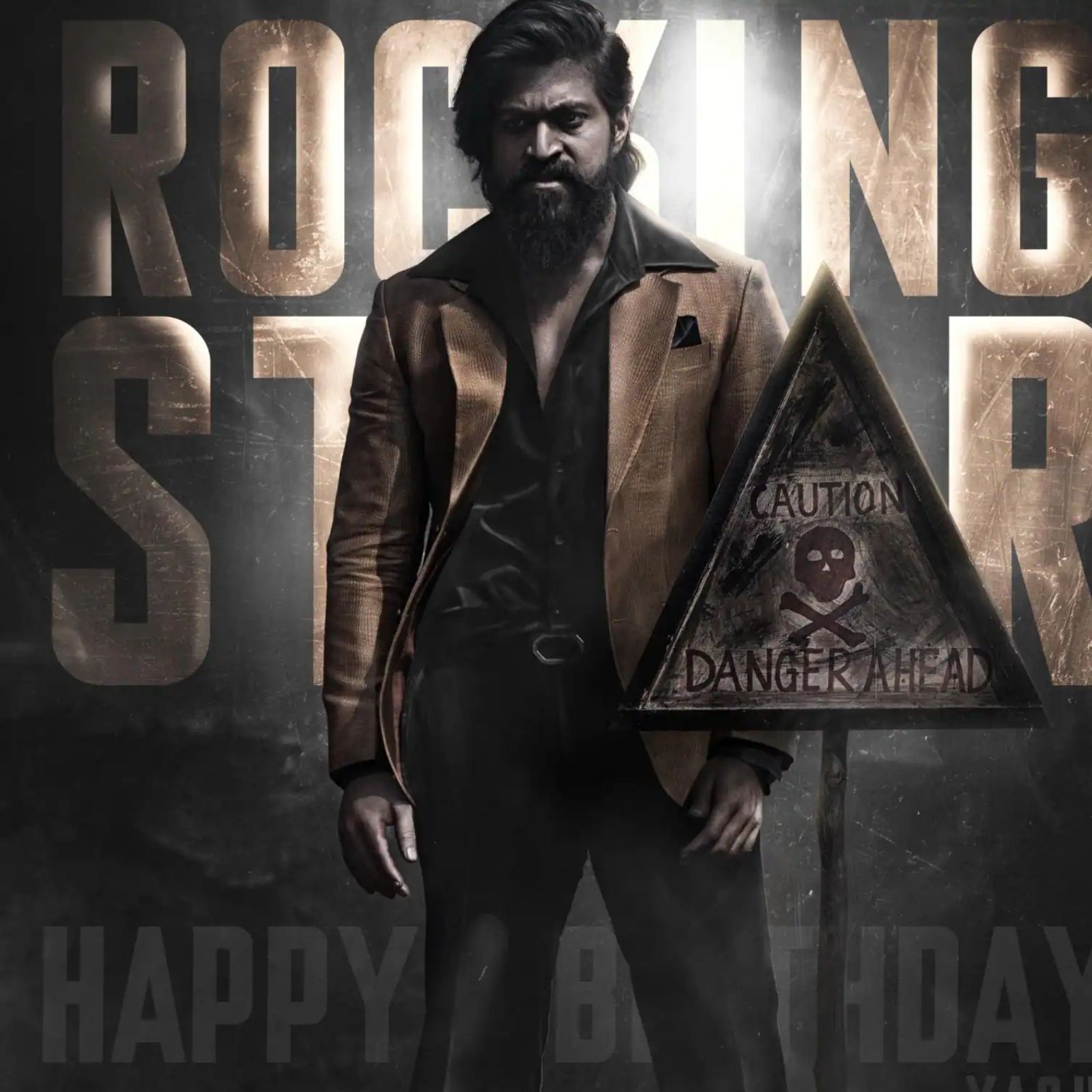 केजीएफ (KGF – Chapter 2 (Hindi) ने 7 दिवसात वर्ल्डवाइड 716 कोटी रुपयांची कमाई केली आहे. या सिनेमाच्या हिंदी व्हर्जनने 255- 265 कोटी रुपयांचे बॉक्स ऑफिस कलेक्शन केले आहे. 