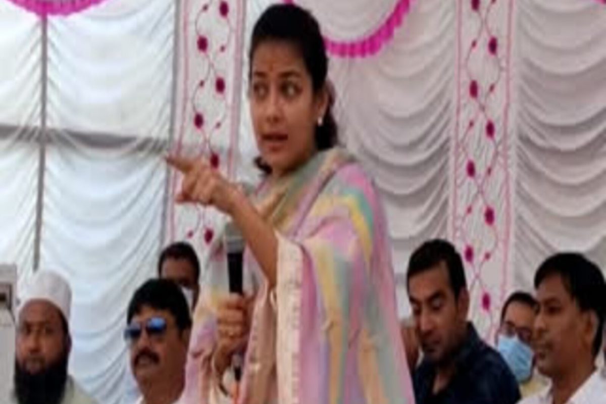 प्रणिती शिंदे (File Photo)