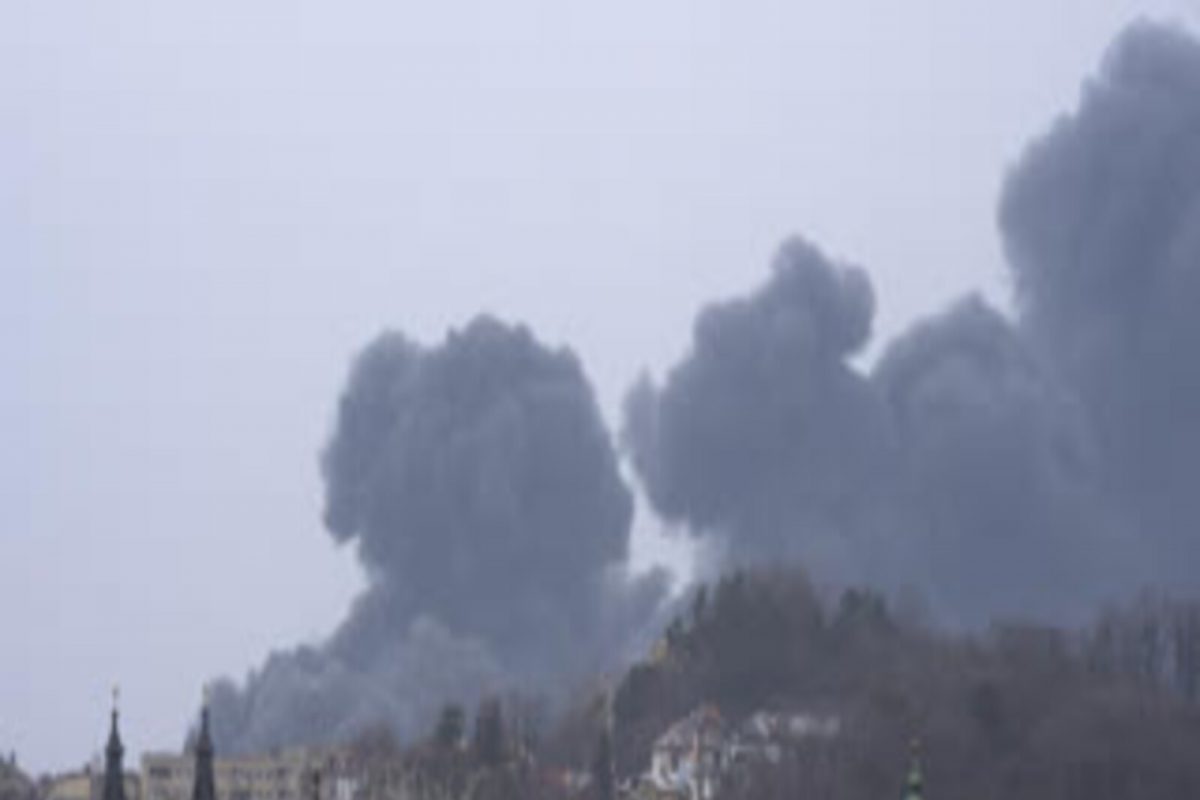 Russia-Ukraine War : 'इतके' दिवस चालू शकते रशिया-युक्रेन युद्ध; वाचा, अमेरिका काय म्हणाला?