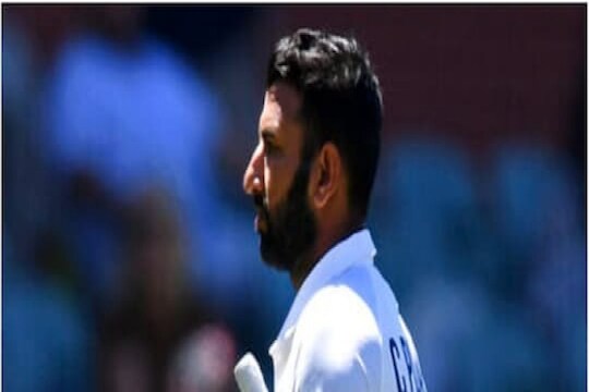 टीम इंडियातील जागा गमावलेल्या पुजाराची इंग्लंडमध्ये कमाल, पहिल्याच मॅचमध्ये चिवट खेळी