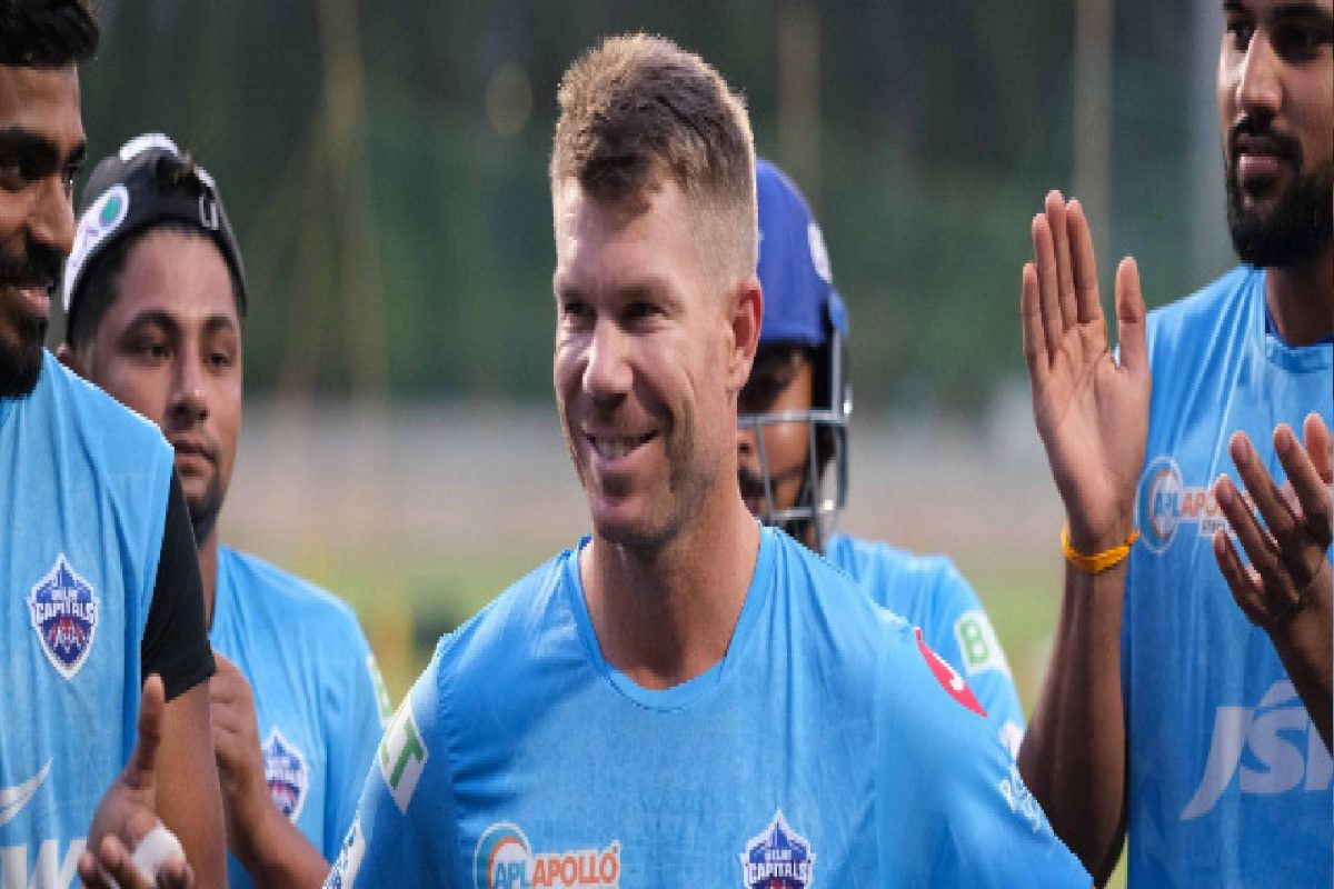 IPL 2022 : ऋषभ पंतकडून 'ही' गोष्ट शिकणार, दिल्लीत दाखल होताच वॉर्नरनं केलं जाहीर