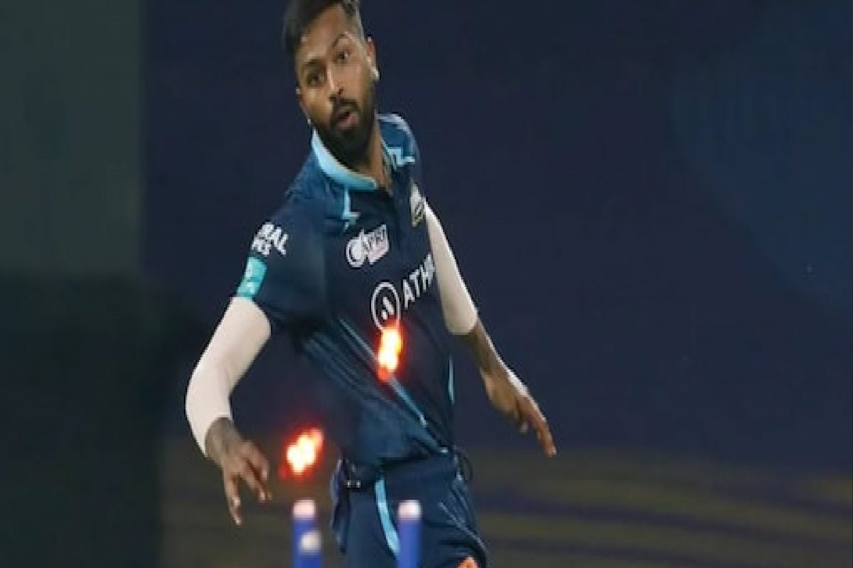 IPL 2022 : LED स्टंपची किंमत तुम्हाला माहिती आहे का? वाचा हार्दिकनं किती केलं BCCI चं नुकसान