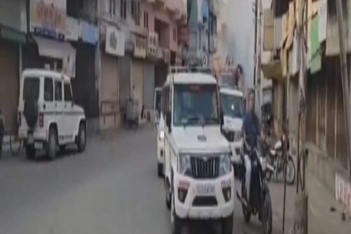 रामनवमीच्या मिरवणुकीला गालबोट; दोन गटांत हिंसाचार, एकाचा मृत्यू (Photo: News18 Gujarat)