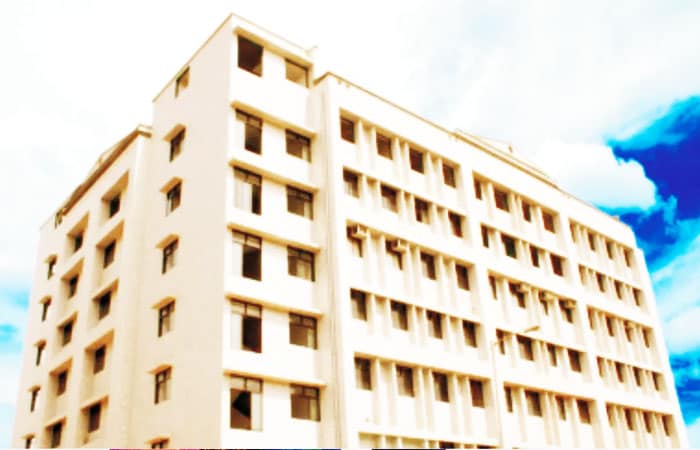 डॉ. पिल्लई ग्लोबल अॅकॅडमी