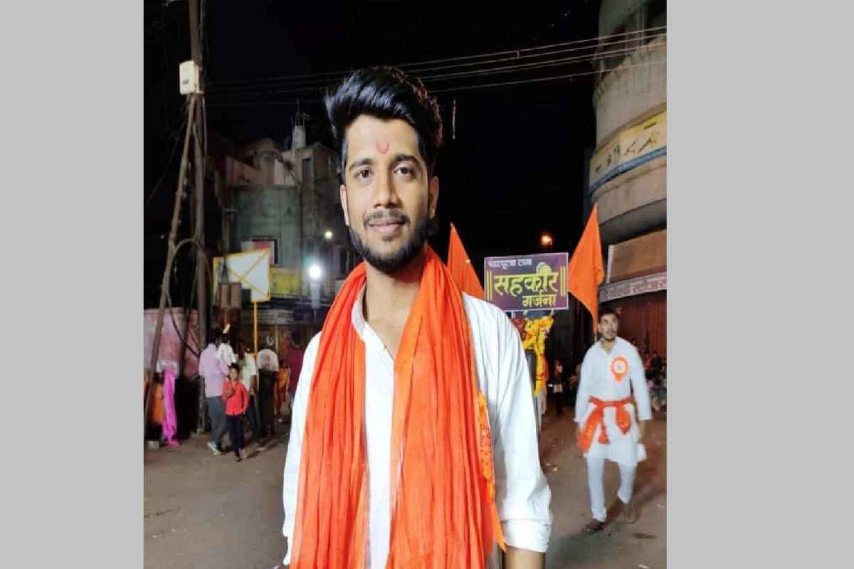 प्रेमप्रकरण ठरलं आयुष्याचा End,पंढरपूरच्या इंजिनिअर तरुणाची गळफास घेऊन संपवलं जीवन