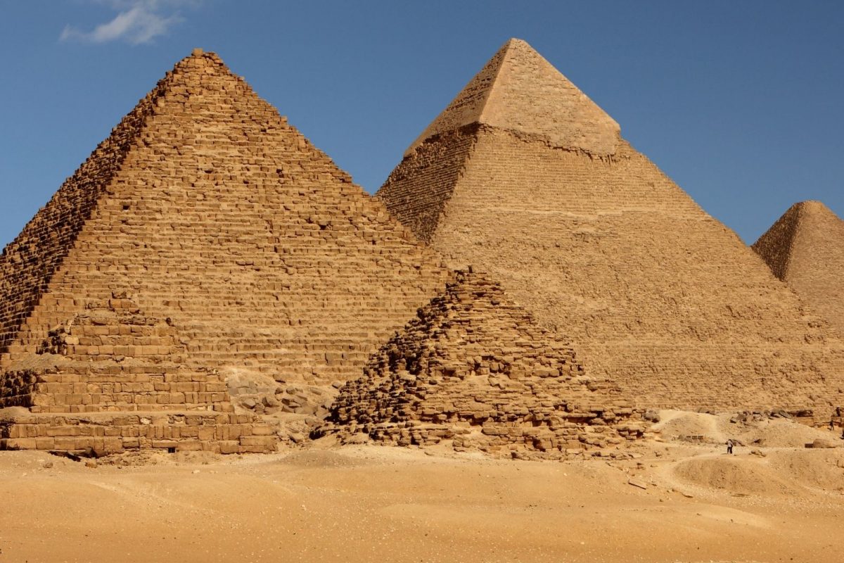 आधुनिक तंत्रज्ञानाशिवाय पिरॅमिड इतके अचूक कसे? संशोधनातून आश्चर्यकारक माहिती समोर