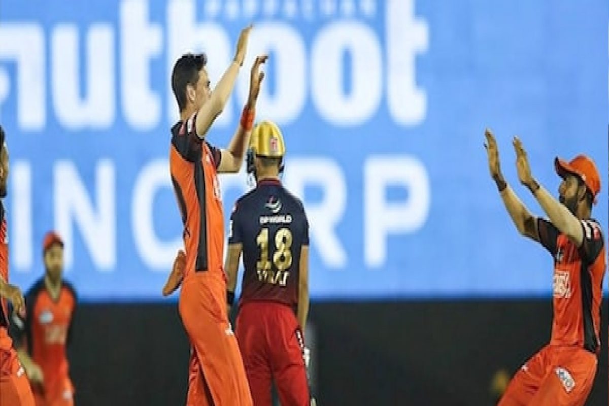 IPL 2022 : SRH ची पॉईंट टेबलमध्ये मोठी उडी, नामुश्कीदायक पराभवानंतर RCB अडचणीत