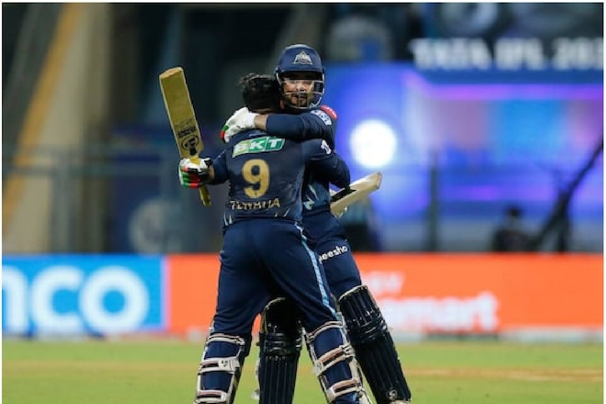 IPL 2022 : राशिद खाननं केली धोनीची बरोबरी, सनसनाटी विजयानंतर केले जोरदार सेलिब्रेशन! VIDEO