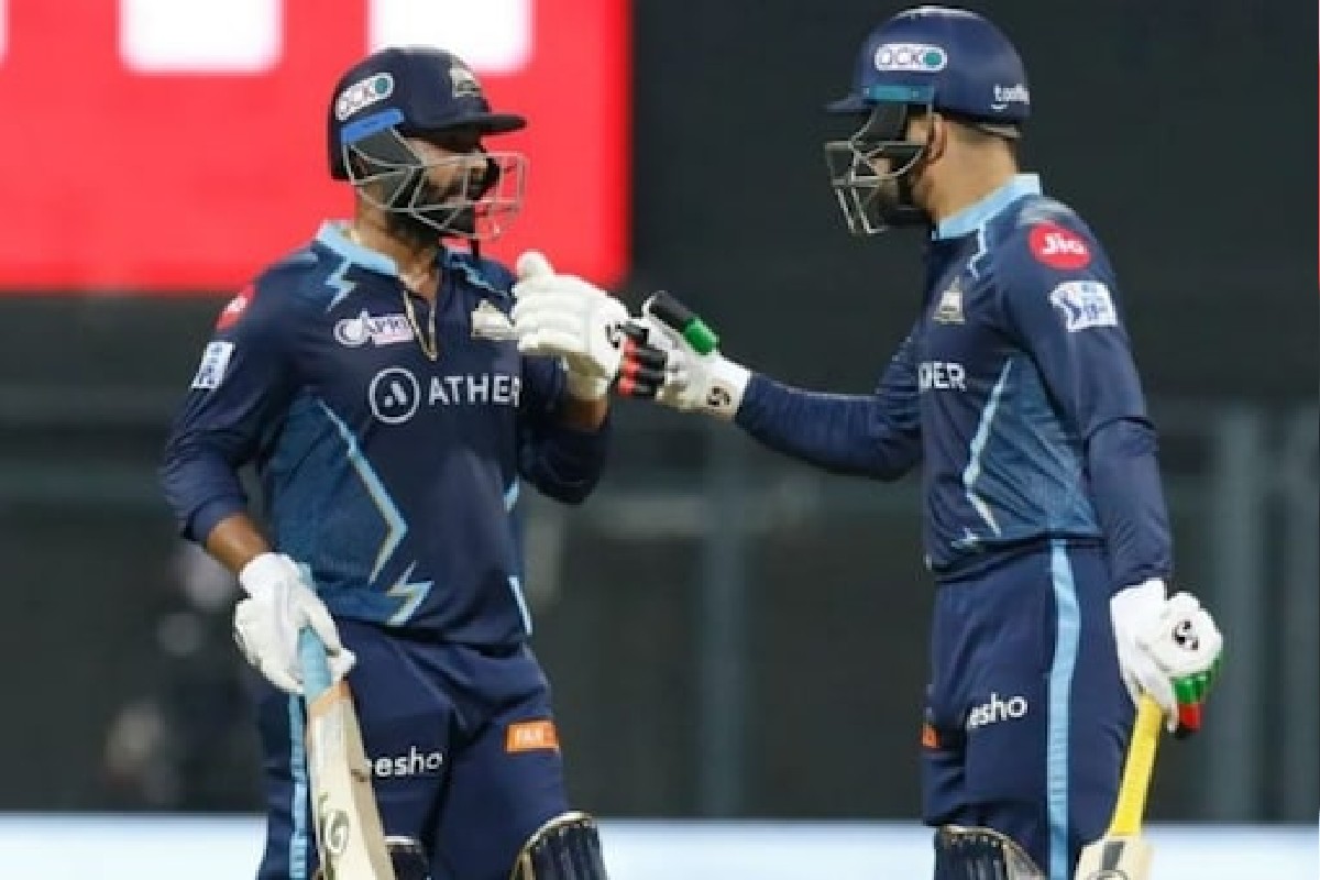 IPL 2022 : राशिदला होता विजयाचा विश्वास, शेवटच्या ओव्हरमध्ये तेवातियाला सांगितलं आणि केला चमत्कार!