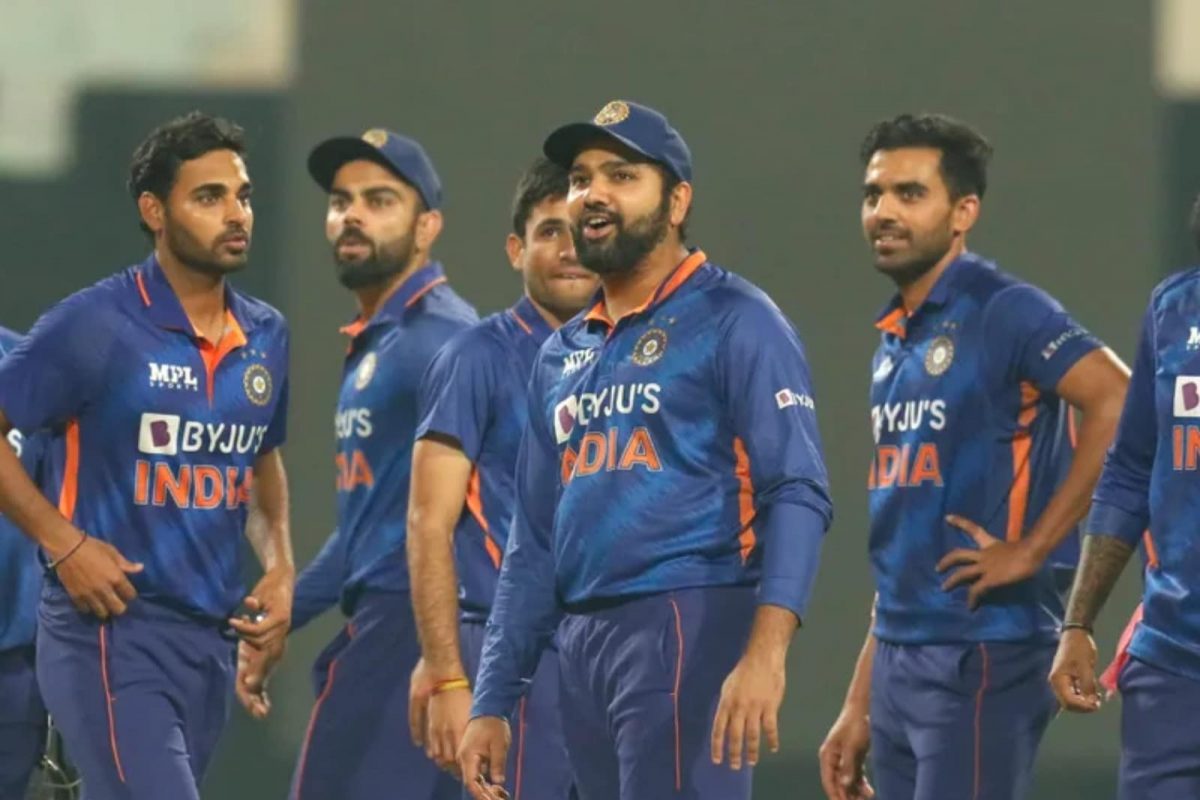 IPL 2022 : CSK सह टीम इंडियाला मोठा धक्का, प्रमुख खेळाडू 4 महिन्यांसाठी आऊट!