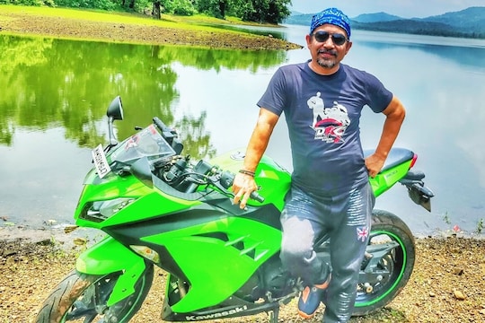 Bike Rider निन्जा अंकलचा भीमपराक्रम पाहिला तर म्हणाल वय फक्त आकडा!