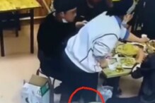 इवल्याशा चिमुकल्याने महिलेसोबत केलं असं काही की पाहूनच बसेल धक्का; VIDEO VIRAL इवल्याशा चिमुकल्याने महिलेसोबत केलं असं काही की पाहूनच बसेल धक्का; VIDEO VIRAL