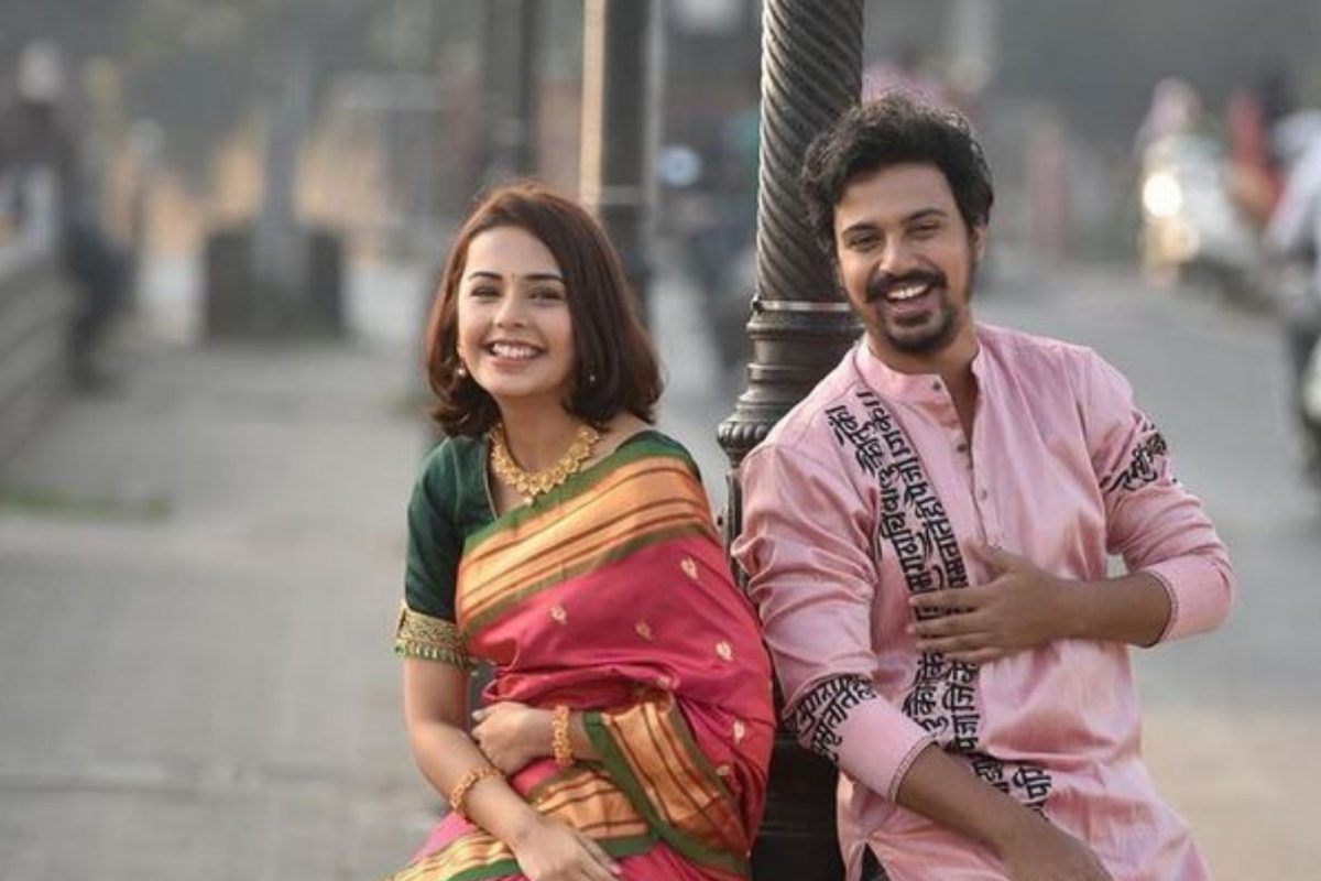 लग्नापूर्वी विराजसने शिवानीसाठी घेतला हटके उखाणा, VIDEO पाहून आवरणार नाही हसू