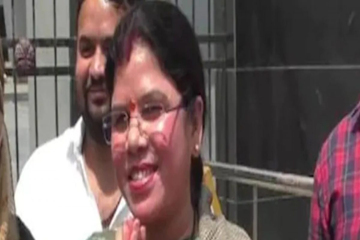 मोदींच्या वाराणसीतच BJP उमेदवाराला बसला फटका, थेट डिपॉझिटच जप्त