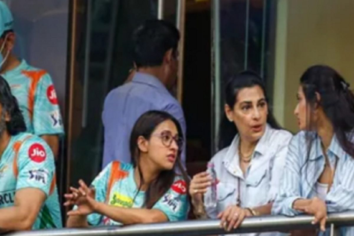 KL राहुल पहिल्याच बॉलवर क्लिन बोल्ड होताच गर्लफ्रेंड आथियाची अशी होती रिअॅक्शन