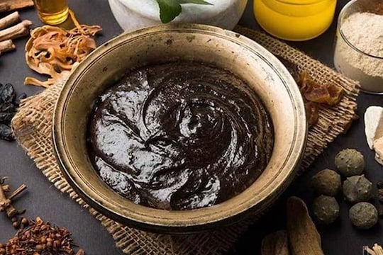 उन्हाळ्यात च्यवनप्राश खाणं योग्य की अयोग्य? जाणून घ्या काय आहे तज्ज्ञांचा सल्ला