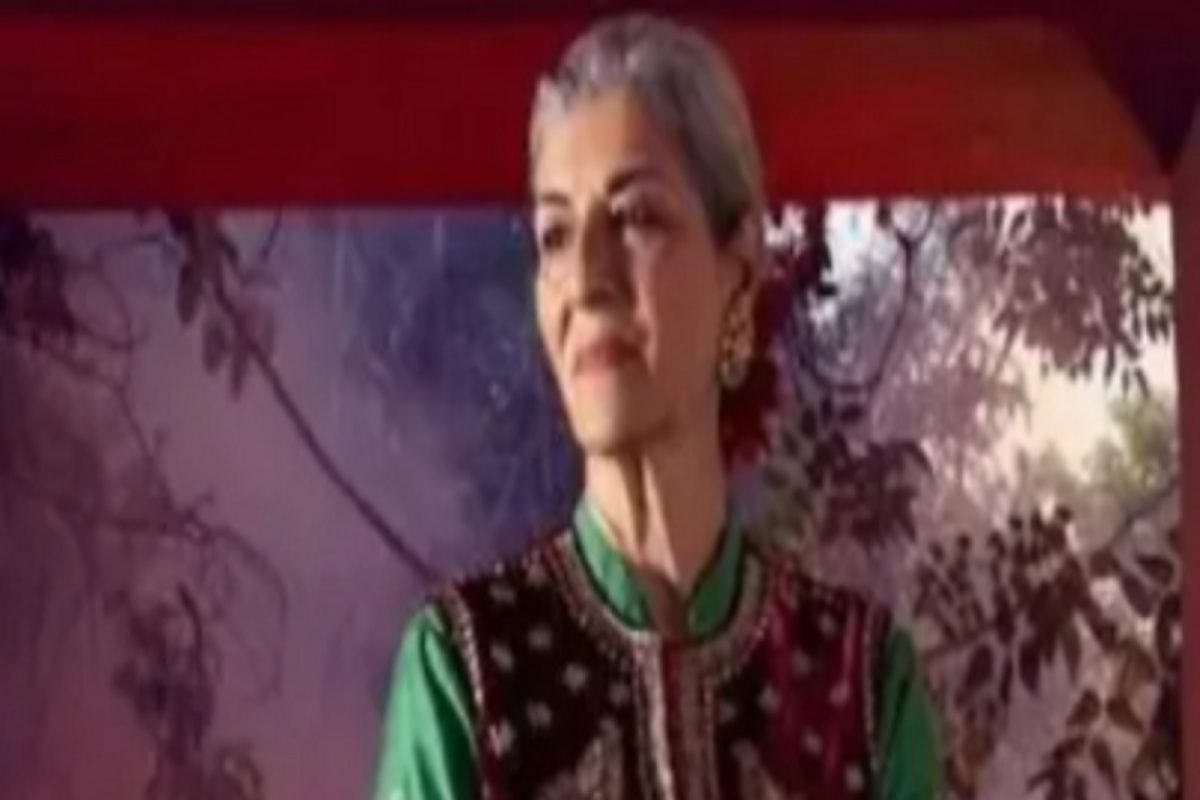 वयाच्या 57 व्या वर्षी सुरू केलं मॉडेलिंग, आर्मीमध्ये काम केलेल्या गीता प्रकाश कोण आहेत? कशी झाली Modelling मध्ये एन्ट्री