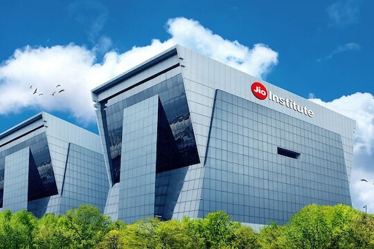 क्या बात है! Jio Institute देणार AI, डेटा सायन्समध्ये PG करण्याची संधी; तुम्हीही करू शकता अर्ज; कसा ते वाचा