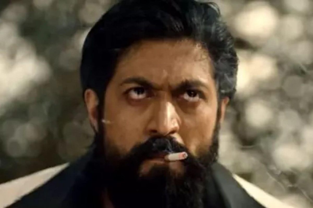 KGF 2 Box Office: Yash चा जगभरात बोलबाला! दोनच दिवसात 'केजीएफ 2'ची डबल सेंच्युरी