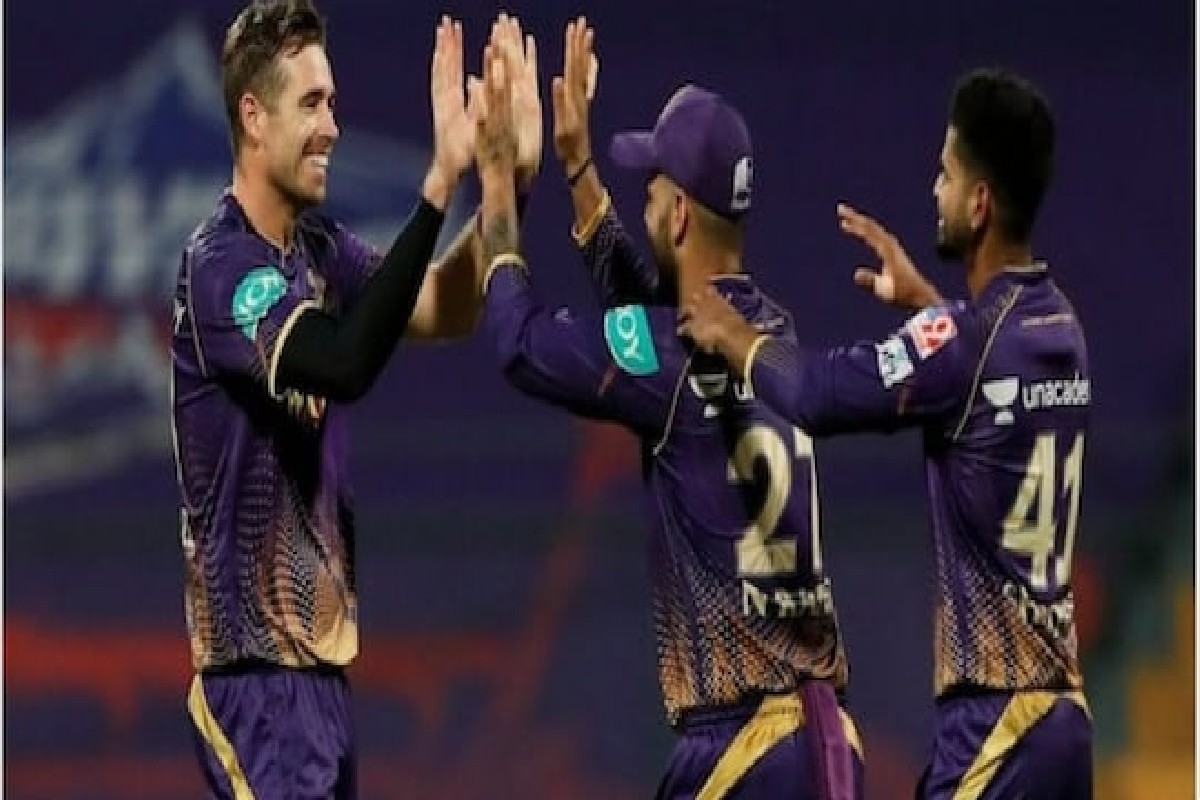 IPL 2022 : मागच्या सिझनमध्ये हिरो, यंदा झिरो! 2 खेळाडूंच्या फ्लॉप शो मुळे KKR अडचणीत