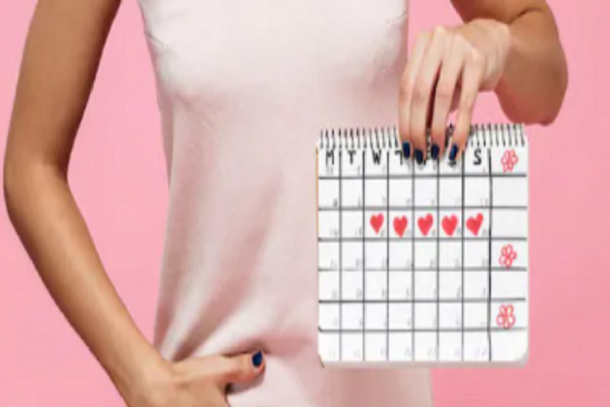 उपवासामुळे महिलांच्या आरोग्यावर, Periods वर परिणाम होतो? जाणून घ्या काय आहे एक्सपर्ट्सचं म्हणणं